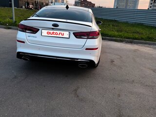 2019 Kia Optima IV Рестайлинг, белый, 2100000 рублей, вид 1