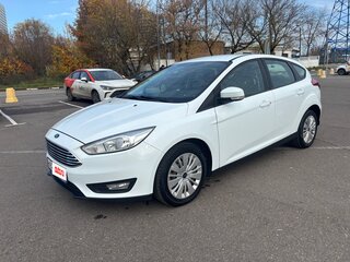 2018 Ford Focus III Рестайлинг, белый, 1300000 рублей, вид 1
