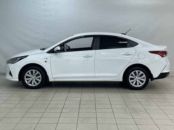 2021 Hyundai Solaris II Рестайлинг, белый - вид 9