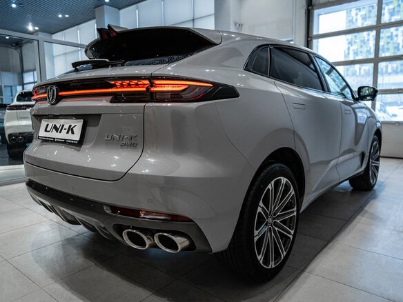 2025 Changan UNI-K, серый, 4899900 рублей - вид 3