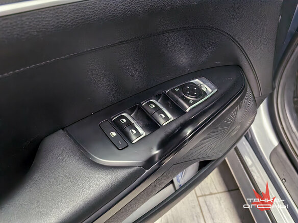 2022 Kia K5 III, серый - вид 16