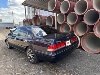 1997 Toyota Crown X (S150), синий, 850000 рублей, вид 2