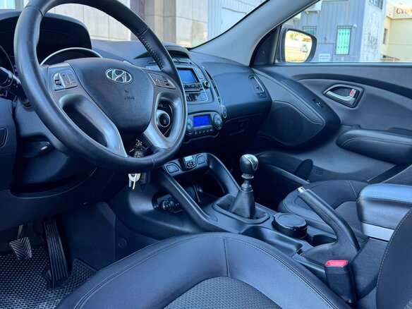 2010 Hyundai ix35 I, синий, 1320000 рублей - вид 26