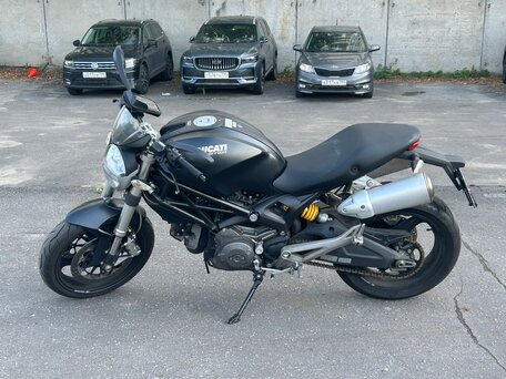 2008 Ducati Monster 696, чёрный, 400000 рублей, вид 2