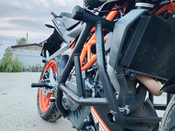 2015 KTM 390 Duke, белый, 300000 рублей - вид 5