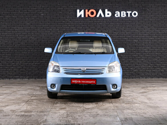 2006 Toyota Raum II, голубой, 590000 рублей - вид 2