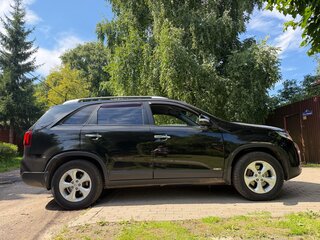 2014 Kia Sorento II Рестайлинг, чёрный, 1770000 рублей, вид 3