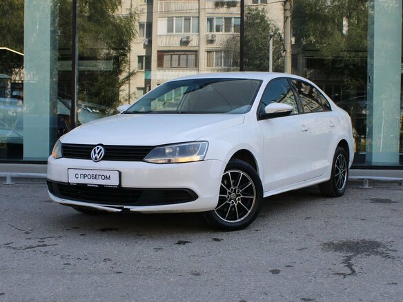 2013 Volkswagen Jetta VI, белый, 870000 рублей