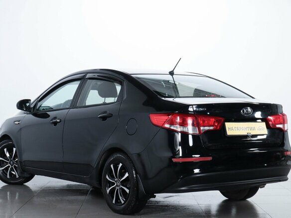 2016 Kia Rio III Рестайлинг, чёрный, 979000 рублей - вид 3