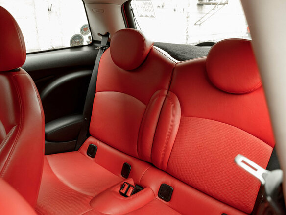 2012 Mini Hatch Cooper II (R56) Рестайлинг, красный, 1000000 рублей - вид 17