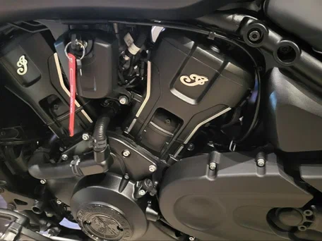 2024 Indian Scout, чёрный, 1890000 рублей, вид 3