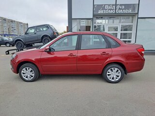 2026 Lada (ВАЗ) Granta I Рестайлинг, красный, 1142900 рублей, вид 2