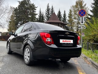 2013 Chevrolet Aveo II, чёрный, 490000 рублей, вид 5