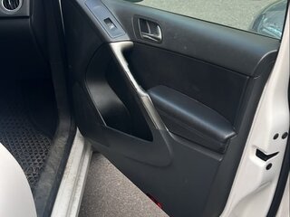 2009 Volkswagen Tiguan I, белый, 850000 рублей, вид 5