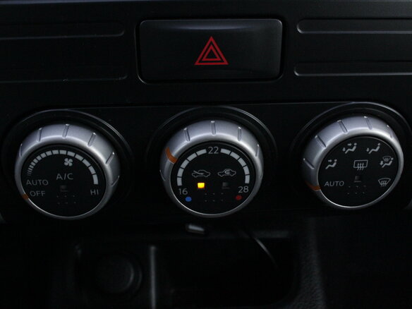 2010 Nissan X-Trail II, серебристый, 1025000 рублей - вид 15