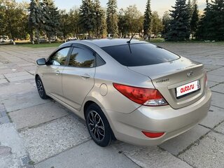 2014 Hyundai Solaris I, бежевый, 900000 рублей, вид 5