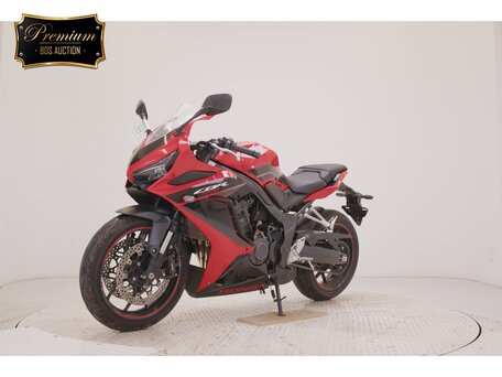 2022 Honda CBR 650R, красный, 850000 рублей, вид 2
