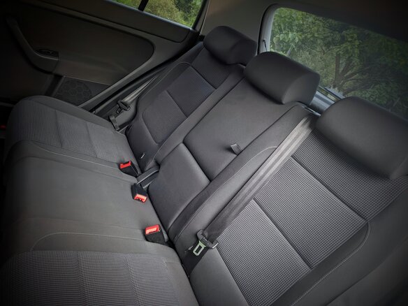 2012 Volkswagen Golf Plus II, серебристый, 848000 рублей - вид 35