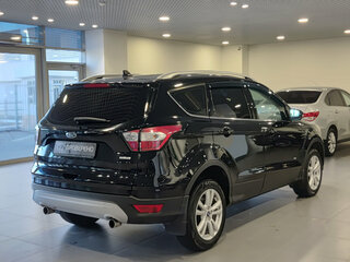 2017 Ford Kuga II Рестайлинг, чёрный, 1700000 рублей, вид 5
