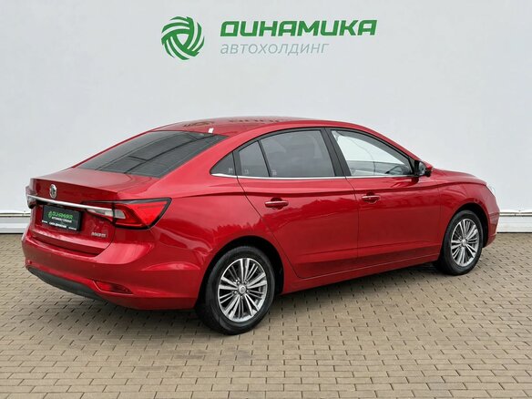 2023 MG 5 I Рестайлинг, красный, 1550000 рублей - вид 4