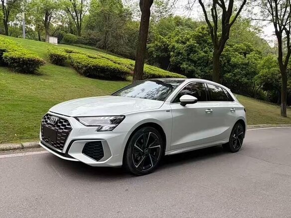 2024 Audi A3 35 TFSI IV (8Y), белый - вид 1
