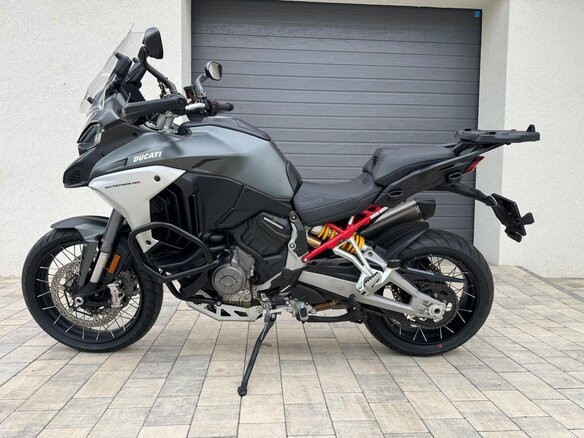 2021 Ducati Multistrada V4, серый, 2100000 рублей - вид 2