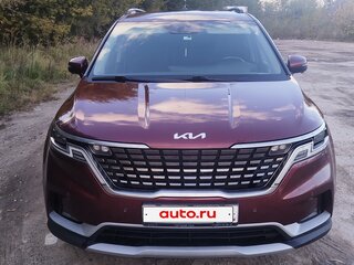 2022 Kia Carnival IV, красный, 3970000 рублей, вид 3