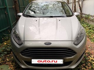 2016 Ford Fiesta Mk6 Рестайлинг, серебристый, 870000 рублей, вид 2
