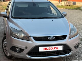 2008 Ford Focus II Рестайлинг, серебристый, 450000 рублей, вид 2
