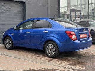 2012 Chevrolet Aveo II, синий, 489000 рублей, вид 4