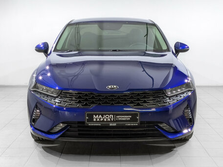 2021 Kia K5 III, синий, 2550000 рублей, вид 2