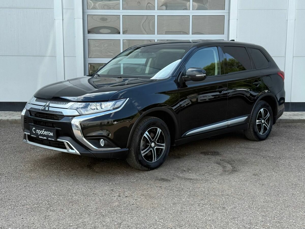 Открыть фотографии: Mitsubishi Outlander III Рестайлинг 3