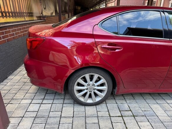 2010 Lexus IS 250 II Рестайлинг, красный, 1600000 рублей - вид 12