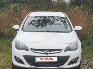 2012 Opel Astra J Рестайлинг, белый, 650000 рублей, вид 1