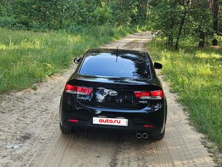 2011 Kia Cerato Koup II, чёрный, 700000 рублей, вид 4
