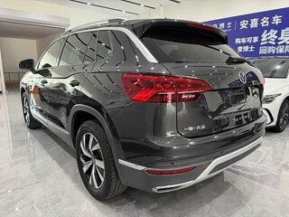 2023 Volkswagen Tayron I Рестайлинг, чёрный, 1890333 рублей, вид 4