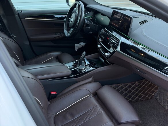2022 BMW 5 серии 530i VII (G30/G31/G38) Рестайлинг, белый, 5200000 рублей - вид 5
