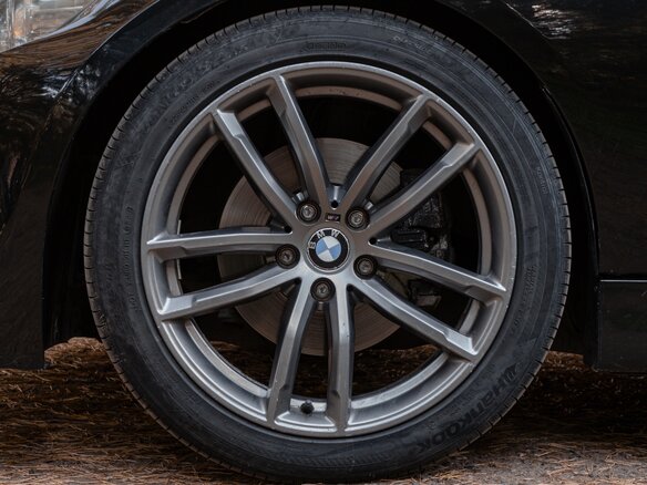 2010 BMW 3 серии 325i V (E90/E91/E92/E93) Рестайлинг, чёрный, 1100000 рублей - вид 8