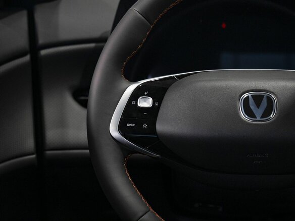 2026 Changan CS75 Plus IV, серый, 4189900 рублей - вид 11