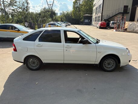 2012 Lada (ВАЗ) Priora I, белый, 220000 рублей, вид 3