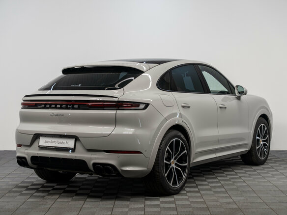 2024 Porsche Cayenne Coupé III Рестайлинг, серый, 17990000 рублей - вид 4