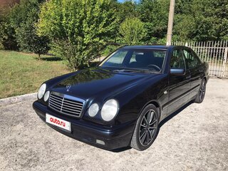 1999 Mercedes-Benz E-Класс 240 II (W210, S210) Рестайлинг, синий, 1150000 рублей, вид 1