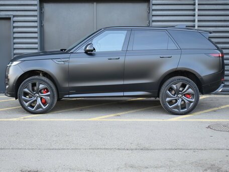2025 Land Rover Range Rover Sport P530 III, чёрный, 22990000 рублей, вид 2