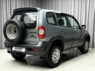 2013 Chevrolet Niva I Рестайлинг, зелёный, 599000 рублей, вид 5