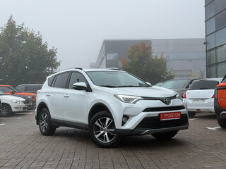 2018 Toyota RAV4 IV (XA40) Рестайлинг, белый, 2299000 рублей, вид 1