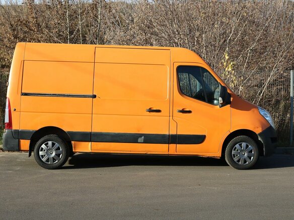 2015 Renault Master, оранжевый, 1699000 рублей - вид 3