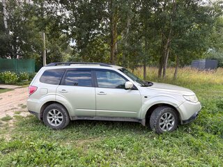 2010 Subaru Forester III, золотистый, 750000 рублей, вид 2