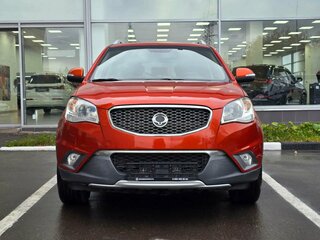2011 SsangYong Actyon II, оранжевый, 830000 рублей, вид 2