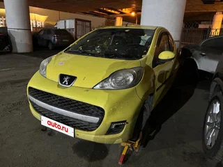 2009 Peugeot 107 I Рестайлинг, жёлтый, 305800 рублей, вид 1