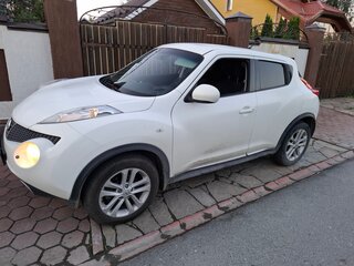 2013 Nissan Juke I, белый, 1050000 рублей, вид 3